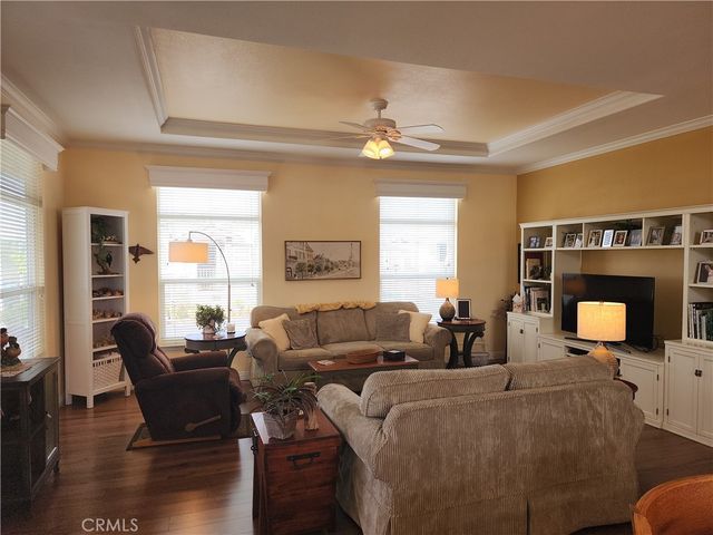 19361 Brookhurst 49, Huntington Beach, CA 92646