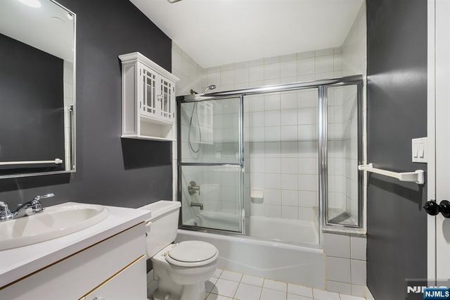 518 Gregory Avenue A-425, Weehawken, NJ 07086
