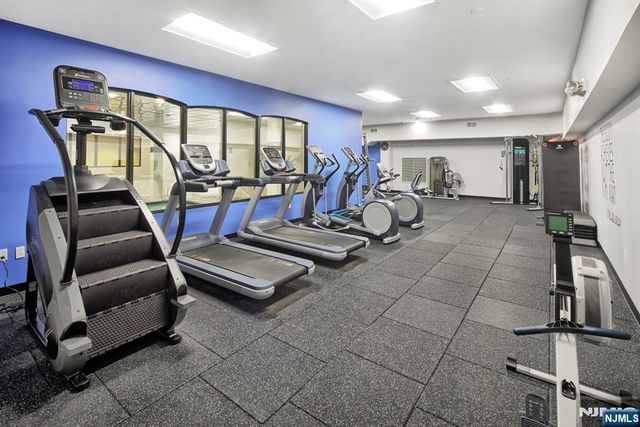 518 Gregory Avenue A-425, Weehawken, NJ 07086