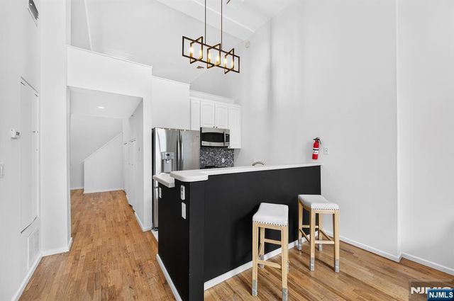 518 Gregory Avenue A-425, Weehawken, NJ 07086