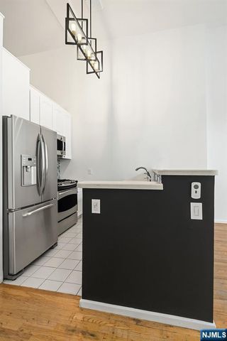 518 Gregory Avenue A-425, Weehawken, NJ 07086