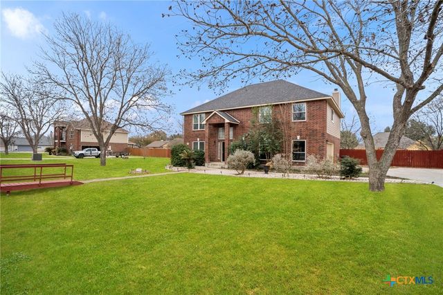 175 Plantation Drive, Seguin, TX 78155