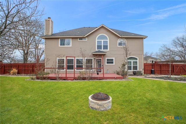 175 Plantation Drive, Seguin, TX 78155