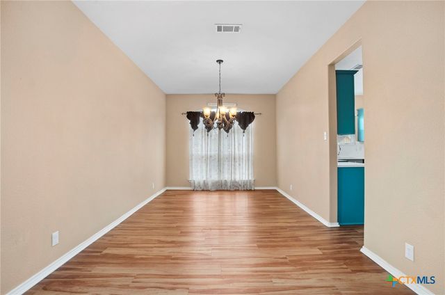 175 Plantation Drive, Seguin, TX 78155