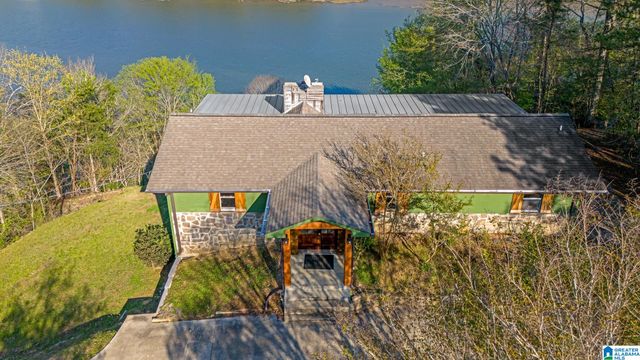 243 PINE RIDGE ROAD, Bessemer, AL 35023
