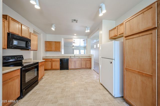 5418 W CARSON Road, Laveen, AZ 85339