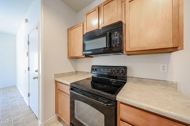 5418 W CARSON Road, Laveen, AZ 85339