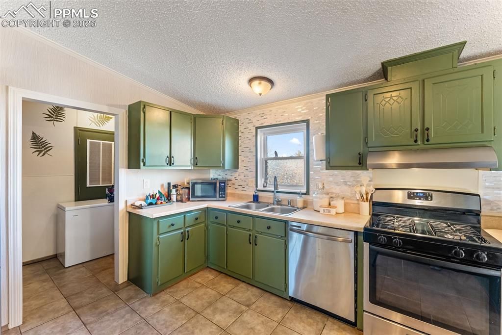 Image 14 of property listing at 23750 Jayhawk Avenue, Colorado Springs, CO 80928