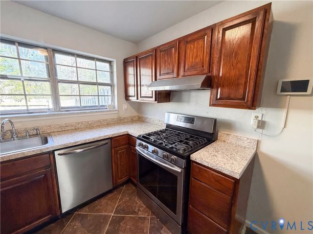 8604 Ransco Ct, North Chesterfield, VA 23235