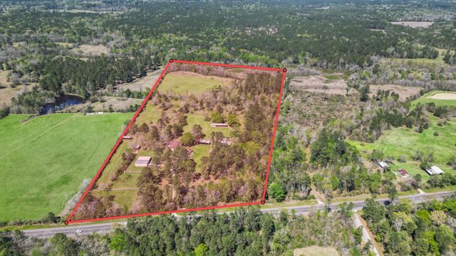 8455 State Highway 150 W, Coldspring, TX 77331