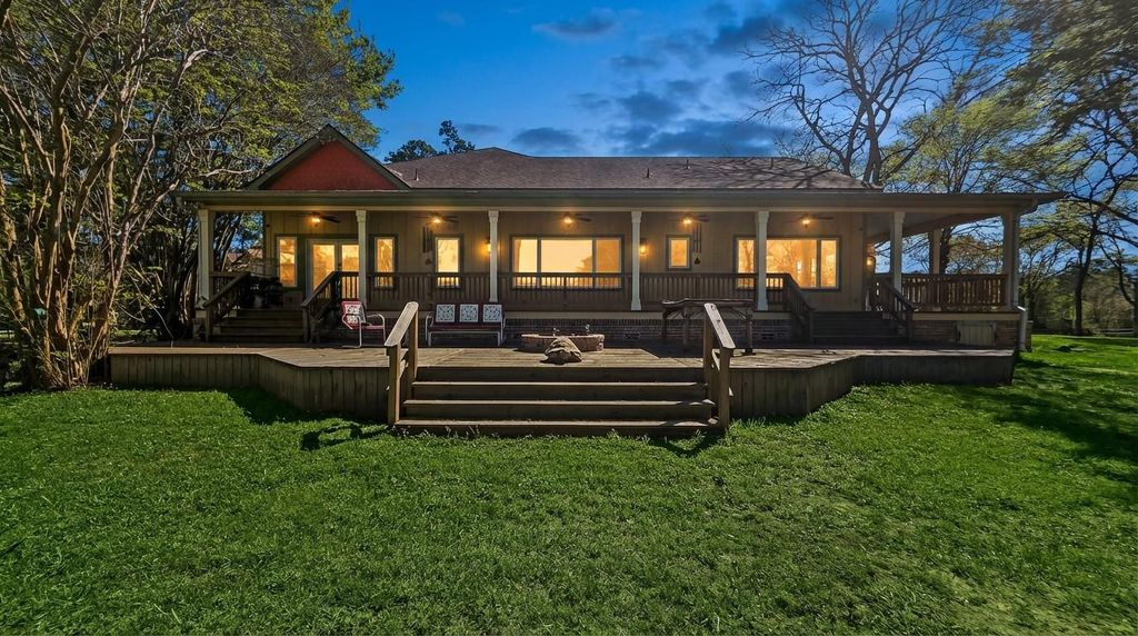 8455 State Highway 150 W, Coldspring, TX 77331