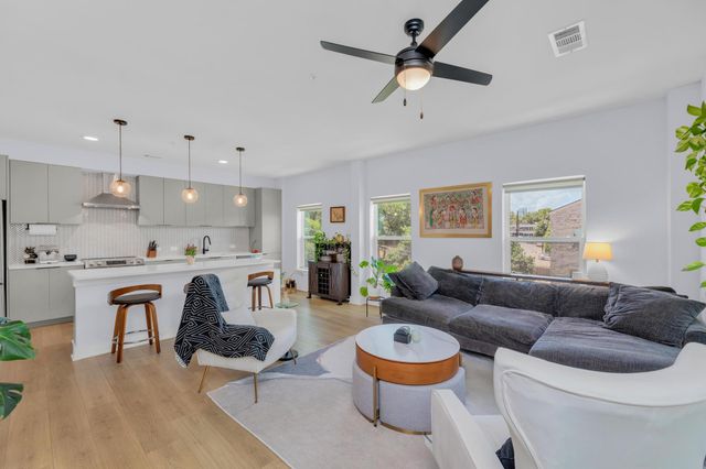 2500 Longview ST 323, Austin, TX 78705