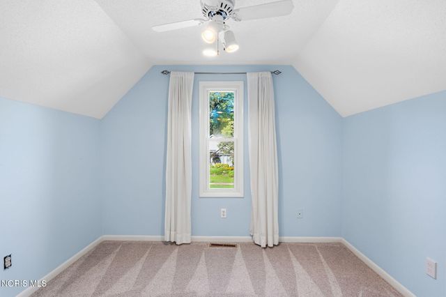 2716 Stoneleigh Drive, Toledo, OH 43617