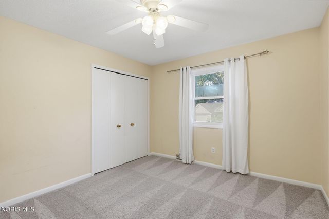 2716 Stoneleigh Drive, Toledo, OH 43617