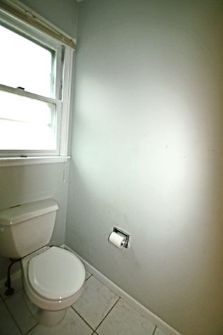 1017 Mayfair Drive, Libertyville, IL 60048