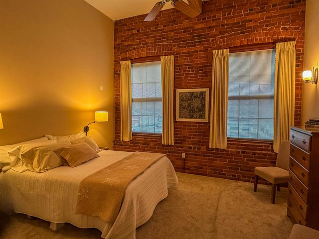 37 Church St Apt 3, Keene, NH 03431