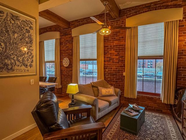 37 Church St Apt 3, Keene, NH 03431