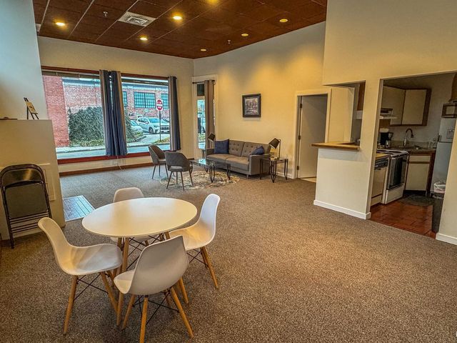 37 Church St Apt 3, Keene, NH 03431