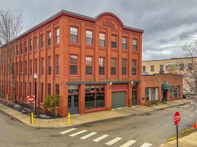 37 Church St Apt 3, Keene, NH 03431