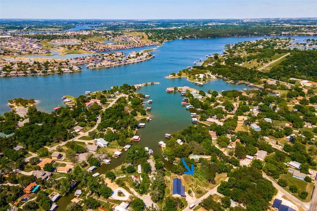 1306 Keechi Trail, Granbury, TX 76048