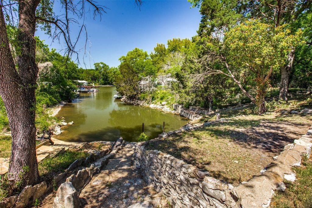 1306 Keechi Trail, Granbury, TX 76048 — photo 2