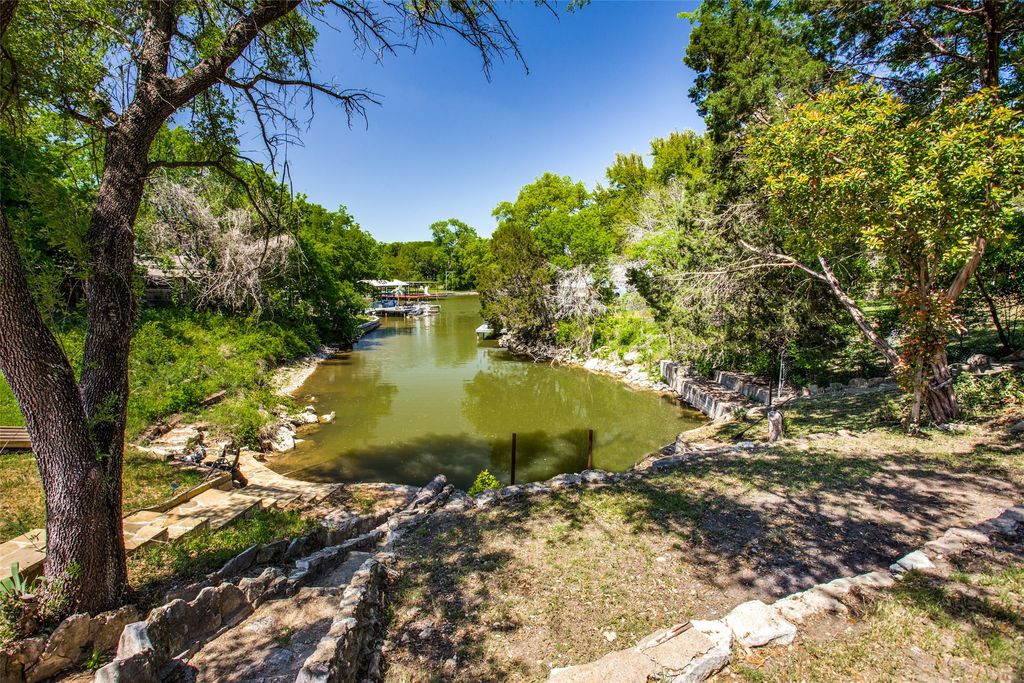1306 Keechi Trail, Granbury, TX 76048 — photo 5