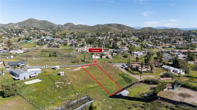2 Connecticut Drive, Quail Valley, CA 92587