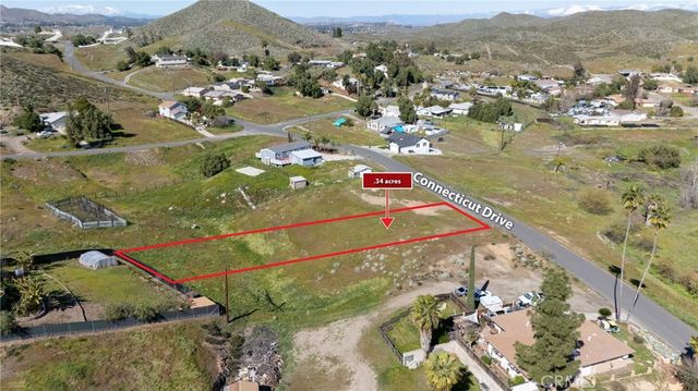 2 Connecticut Drive, Quail Valley, CA 92587