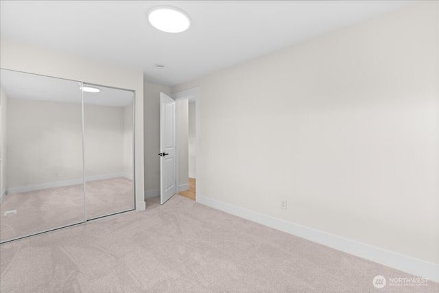 5055 W 33rd Court NE, Tacoma, WA 98422