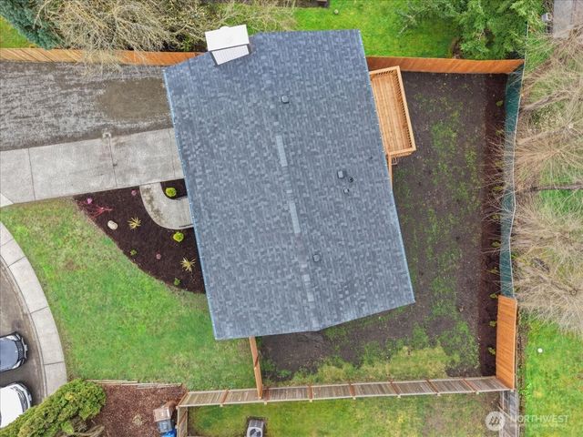 5055 W 33rd Court NE, Tacoma, WA 98422