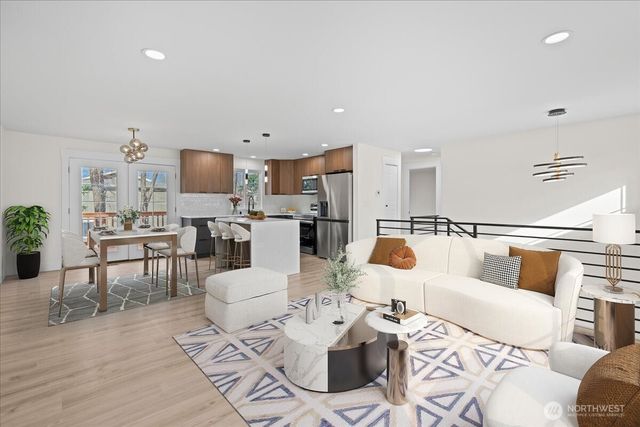 5055 W 33rd Court NE, Tacoma, WA 98422