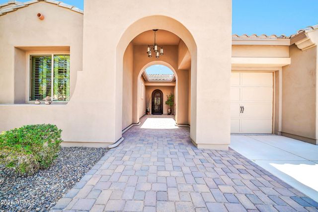 19407 W MEDLOCK Drive, Litchfield Park, AZ 85340