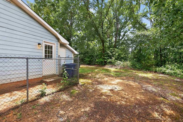 102 Winterhaven Road, Spartanburg, SC 29301