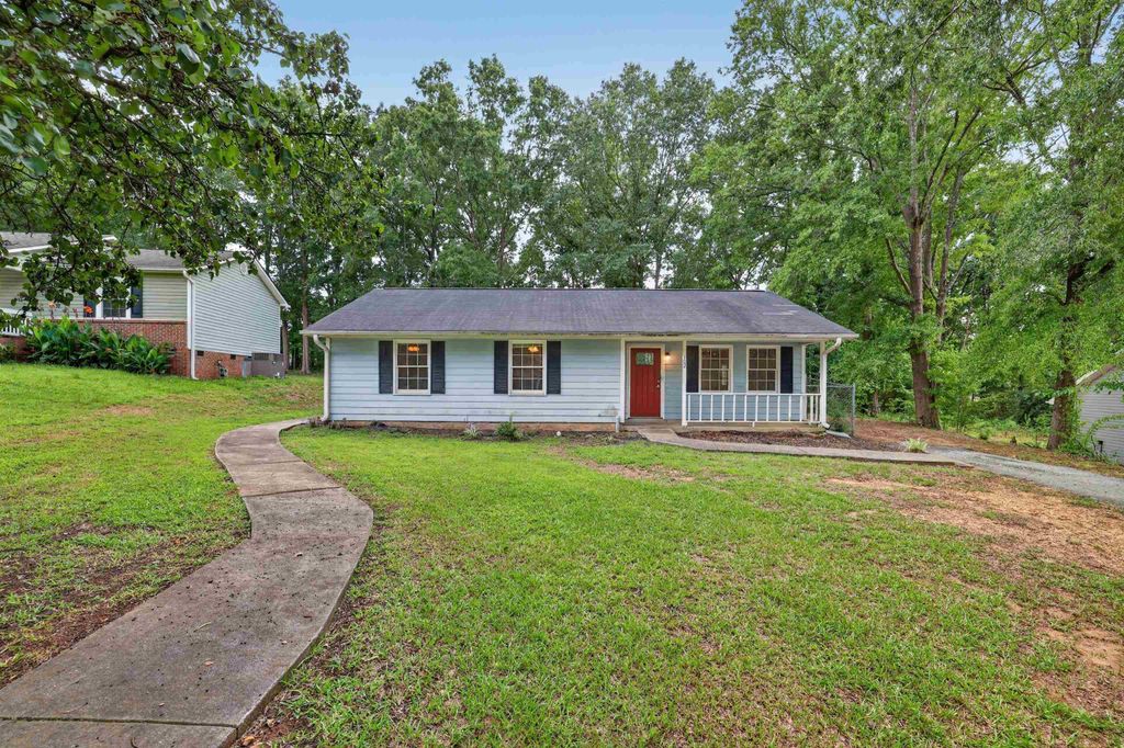 102 Winterhaven Road, Spartanburg, SC 29301