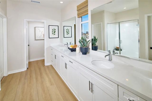 5825 Verdant Court, Eastvale, CA 92880