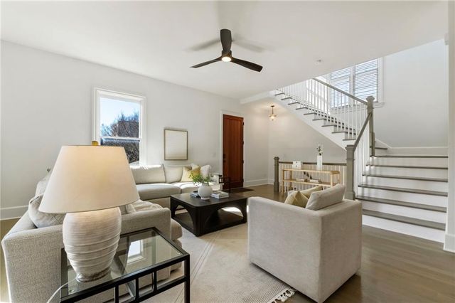 916 Ives SE Lane, Atlanta, GA 30316