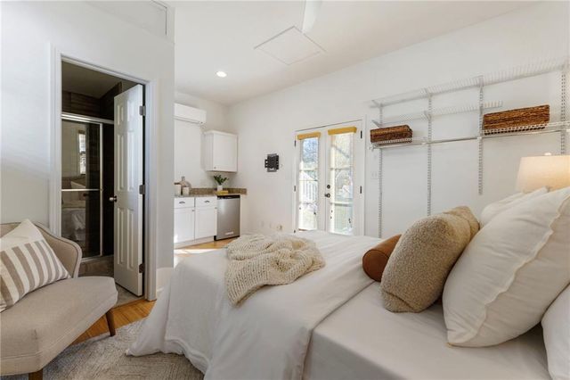 916 Ives SE Lane, Atlanta, GA 30316