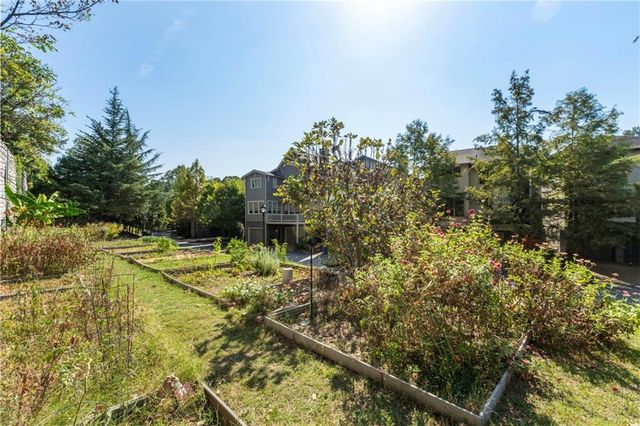 916 Ives SE Lane, Atlanta, GA 30316