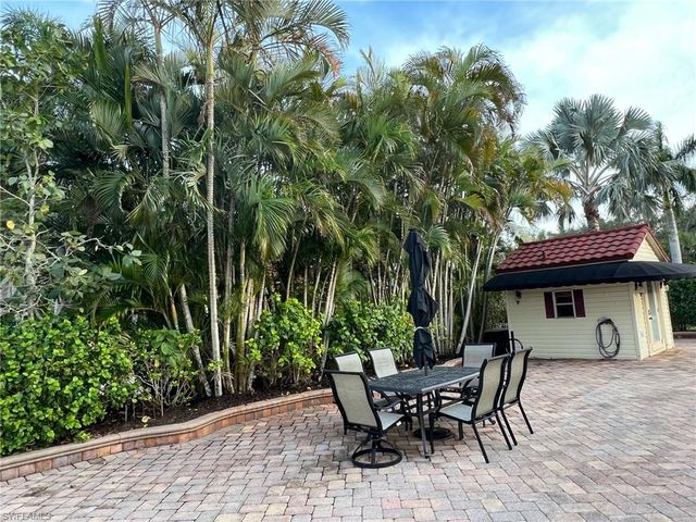 4445 Southern Breeze DR, Naples, FL 34114