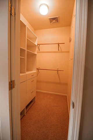 266 Paul Revere Drive, Chesterton, IN 46304