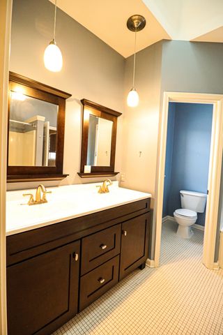 266 Paul Revere Drive, Chesterton, IN 46304