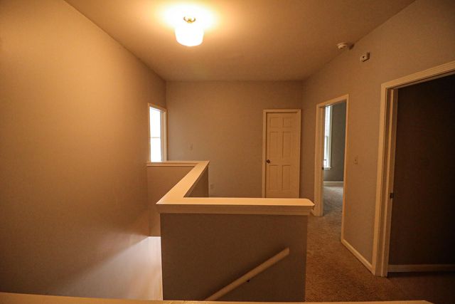 266 Paul Revere Drive, Chesterton, IN 46304