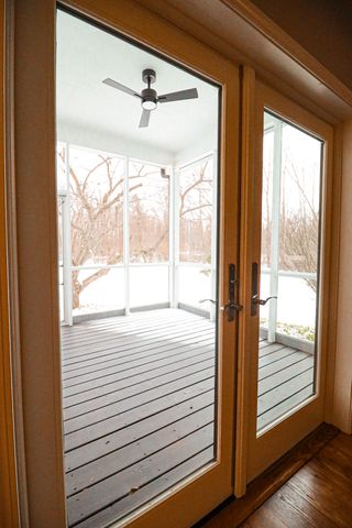 266 Paul Revere Drive, Chesterton, IN 46304