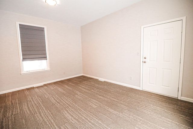 266 Paul Revere Drive, Chesterton, IN 46304