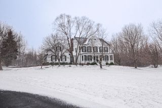 266 Paul Revere Drive, Chesterton, IN 46304