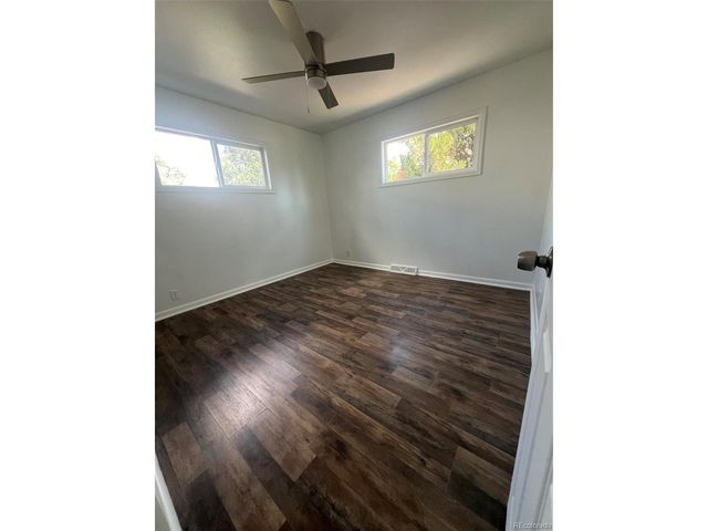 945 Lima St, Aurora, CO 80010