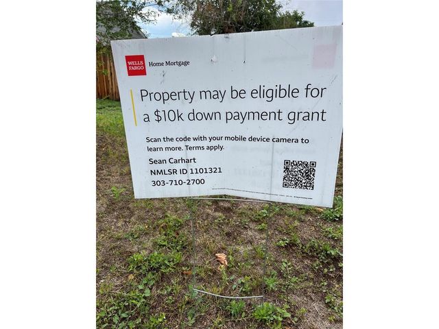 945 Lima St, Aurora, CO 80010