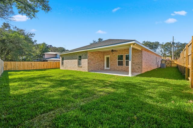 717 Hazel Drive, Fort Walton Beach, FL 32547