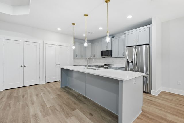 717 Hazel Drive, Fort Walton Beach, FL 32547