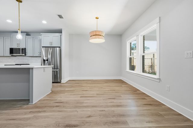 717 Hazel Drive, Fort Walton Beach, FL 32547